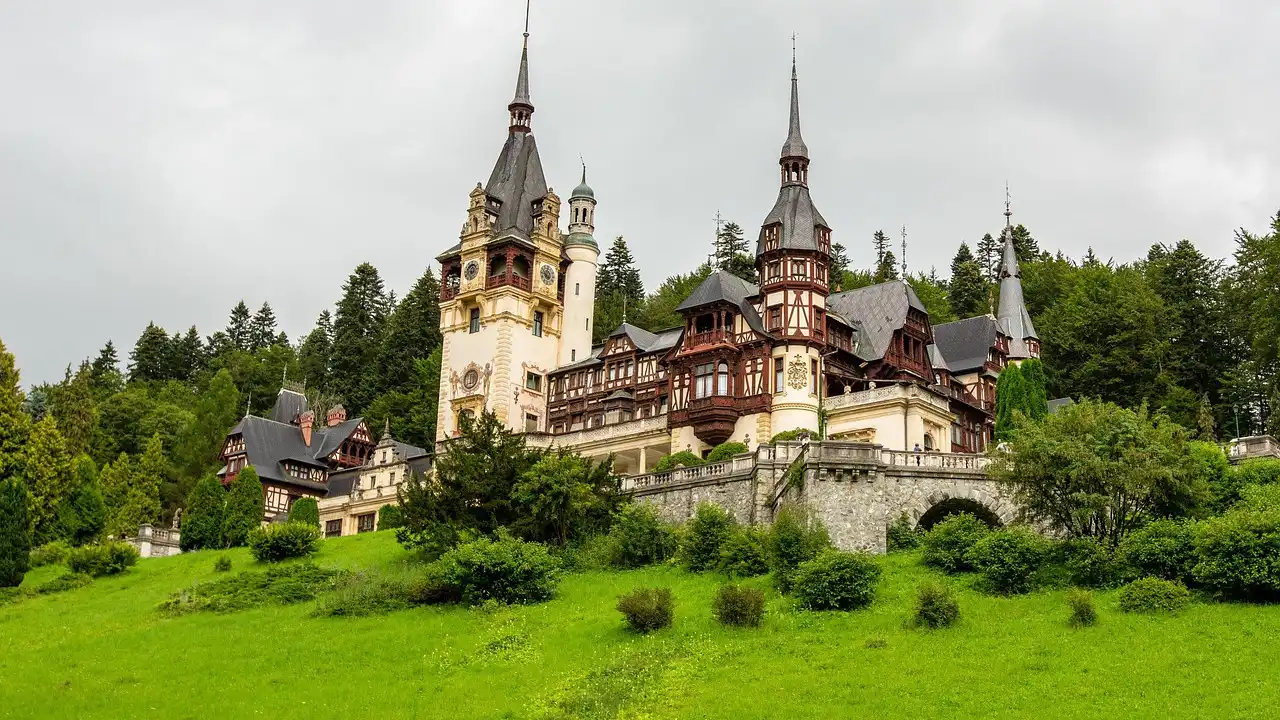 10 Common Romanian False Friends That Will Trick You